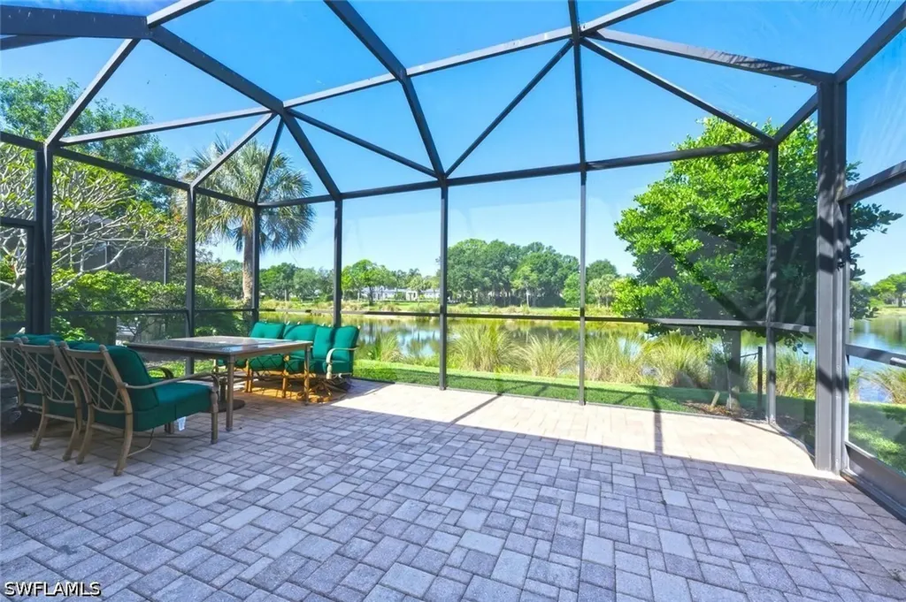 6786 Old Banyan Way Naples FL 34109