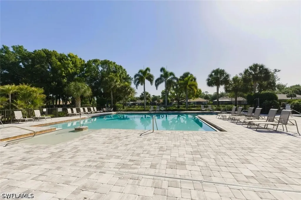 6786 Old Banyan Way Naples FL 34109