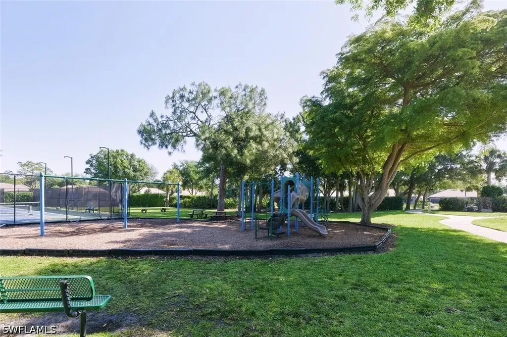 6786 Old Banyan Way Naples FL 34109