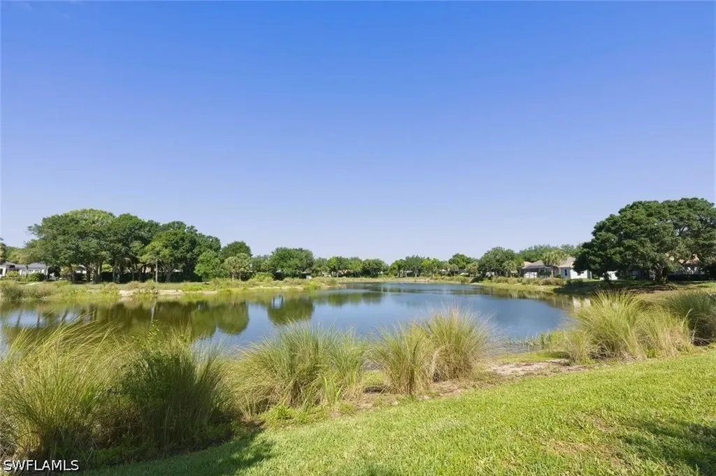 6786 Old Banyan Way Naples FL 34109