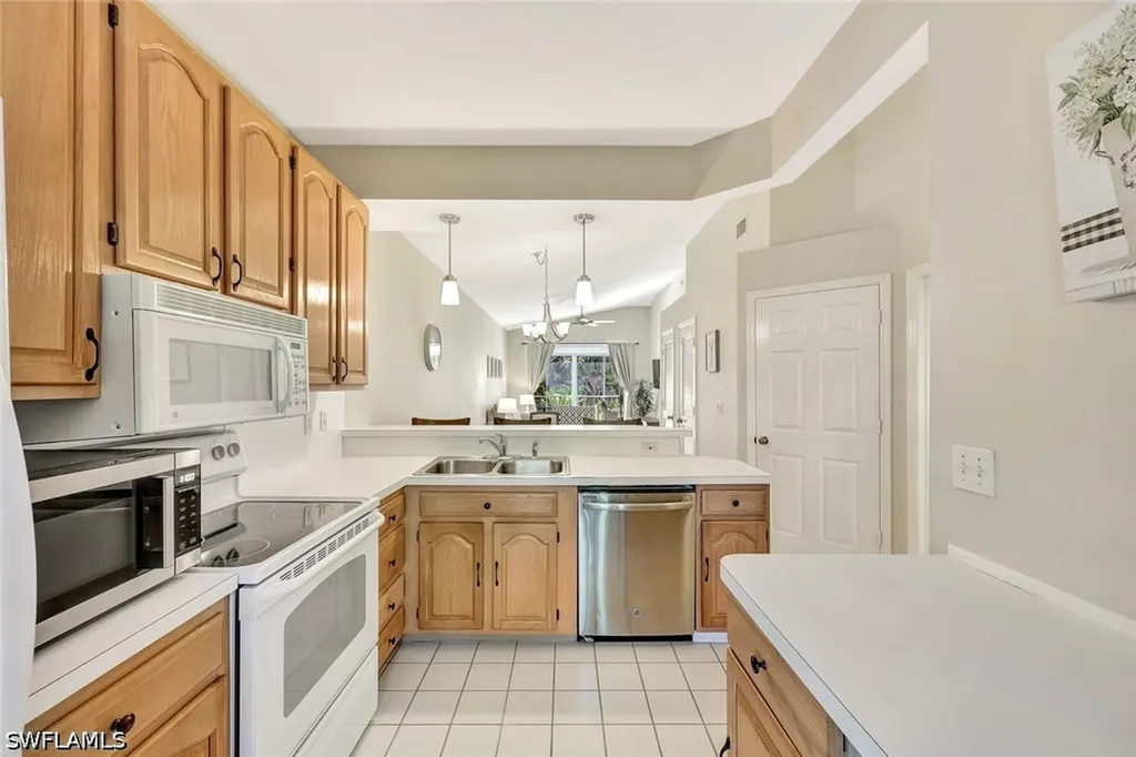 8228 Twelve Oaks Circle Naples FL 34113
