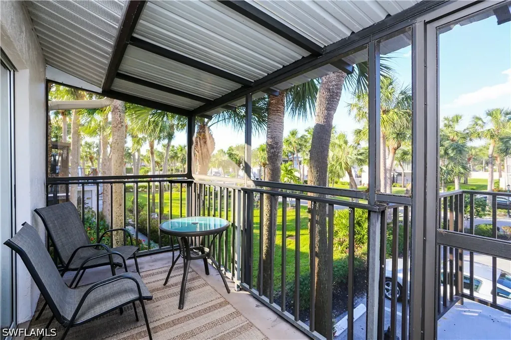 4030 Northlight Drive Naples FL 34112