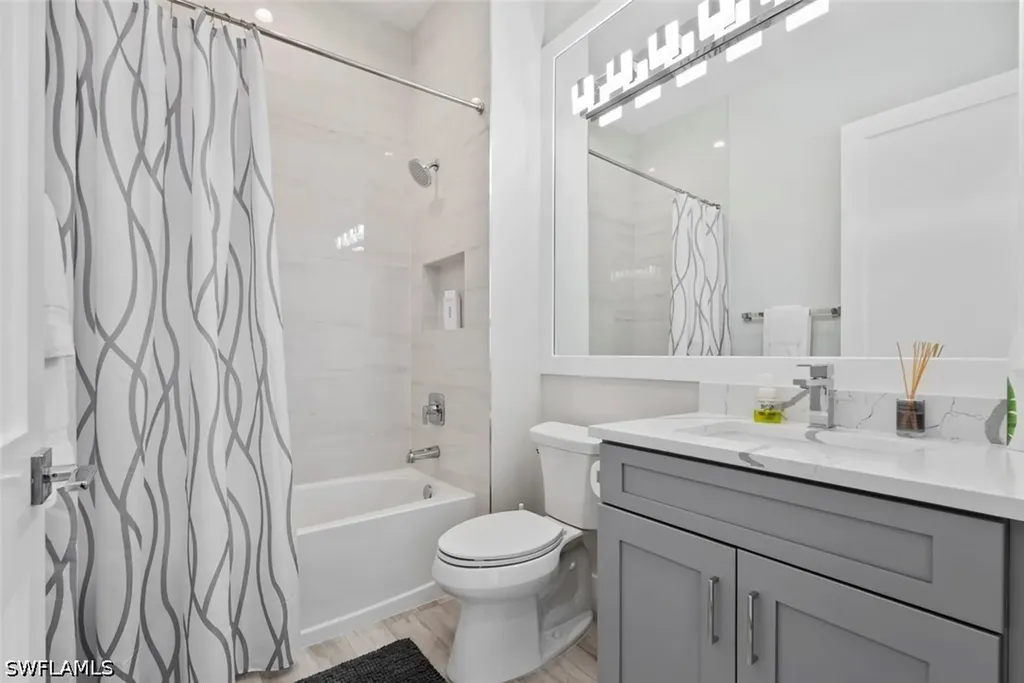 9974 Winterview Drive Naples FL 34109