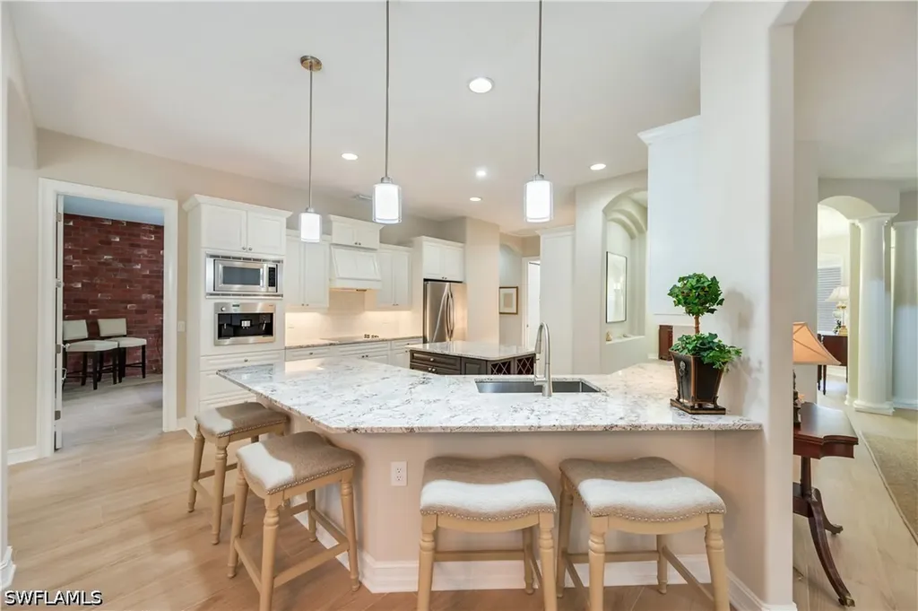 2116 Harlans Run Naples FL 34105