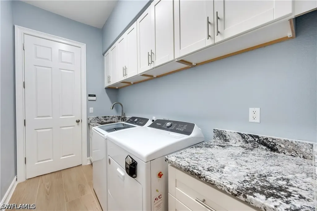 2116 Harlans Run Naples FL 34105