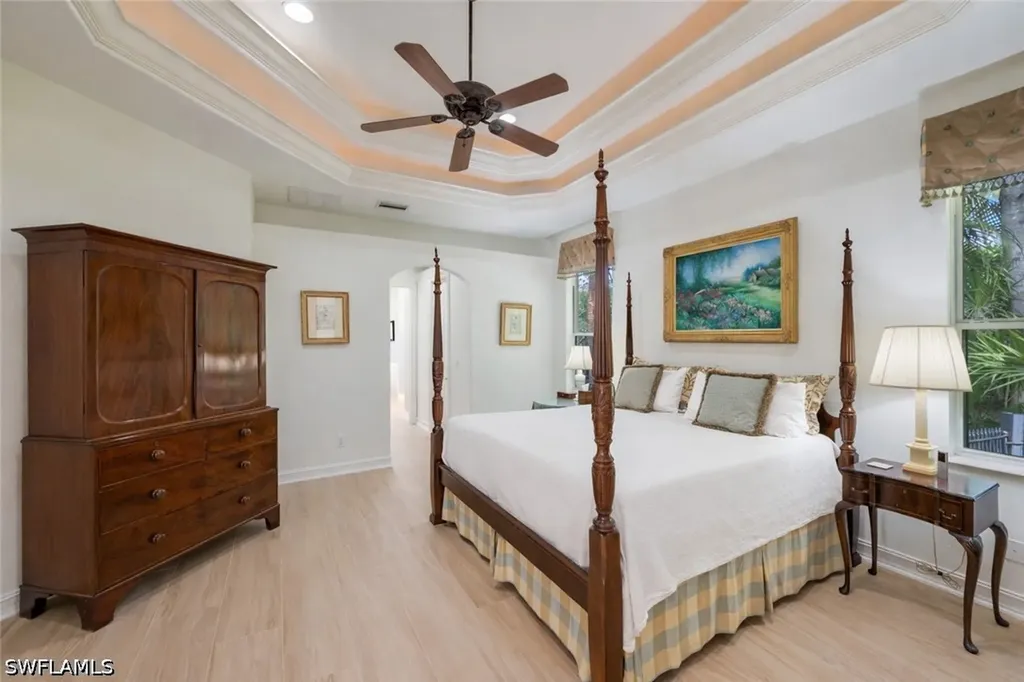 2116 Harlans Run Naples FL 34105