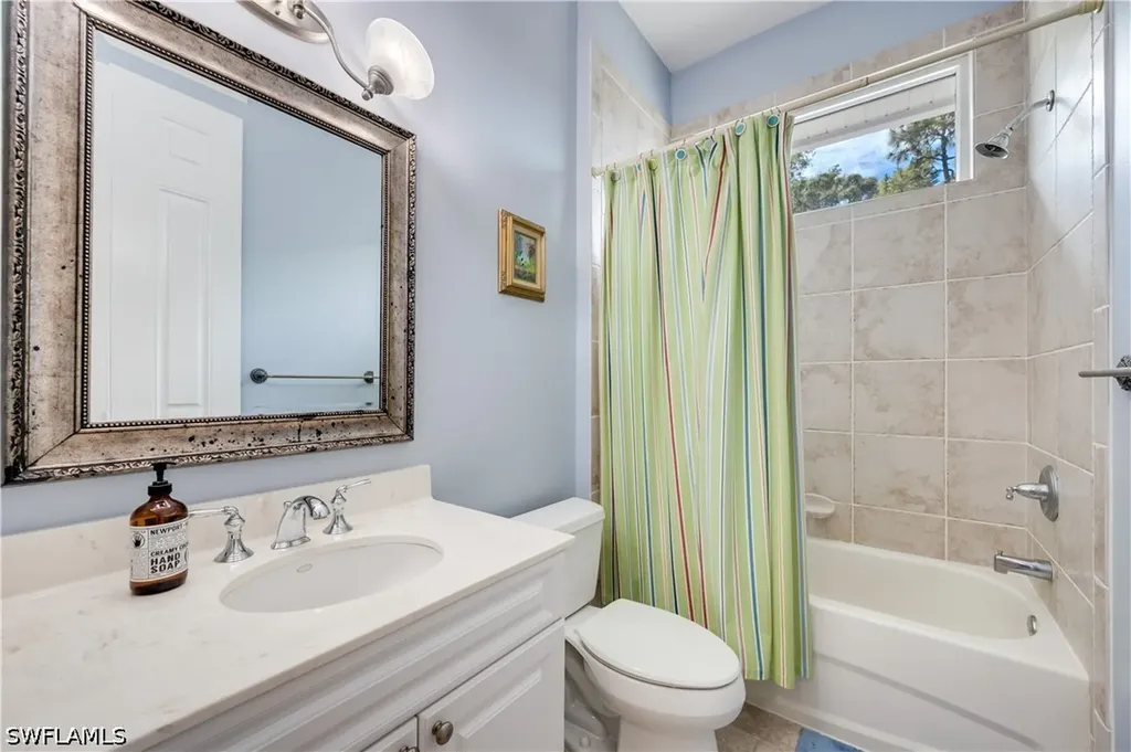 2116 Harlans Run Naples FL 34105