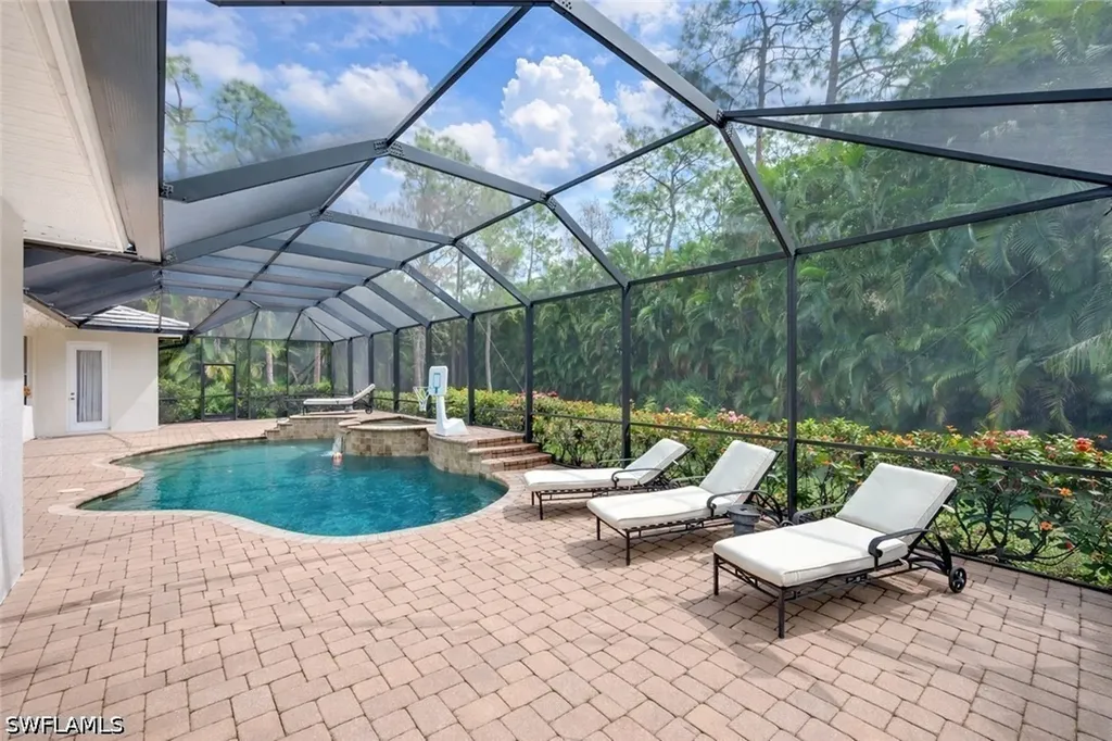 2116 Harlans Run Naples FL 34105