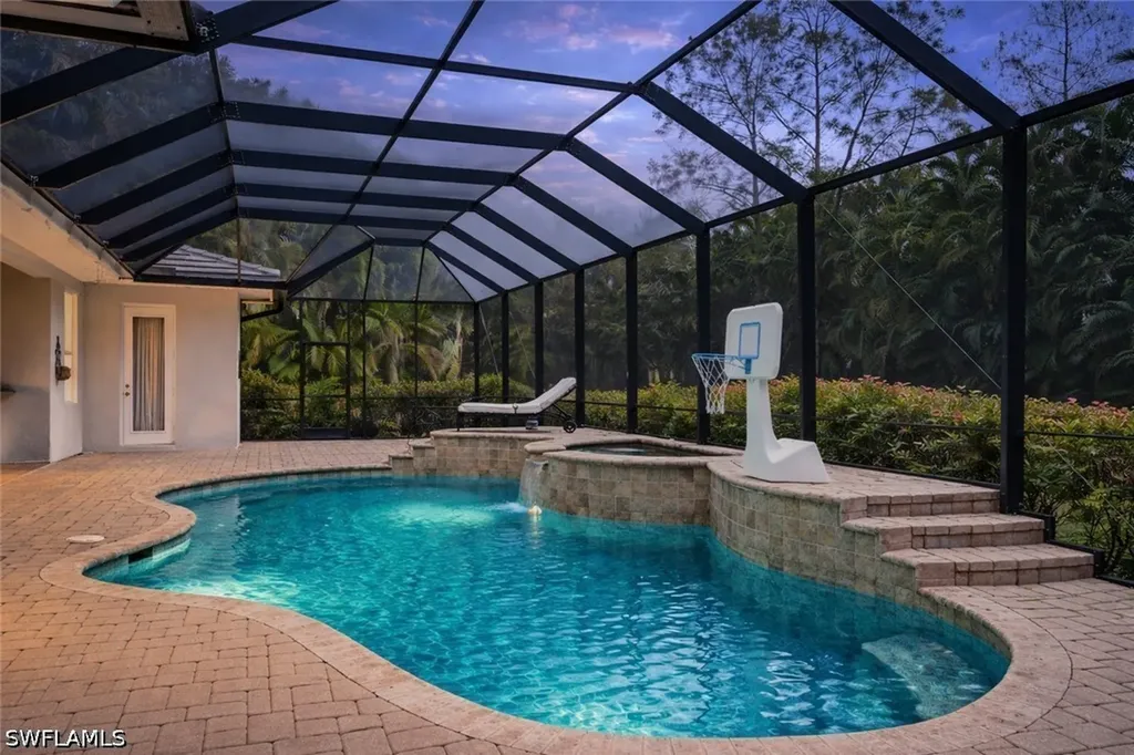 2116 Harlans Run Naples FL 34105