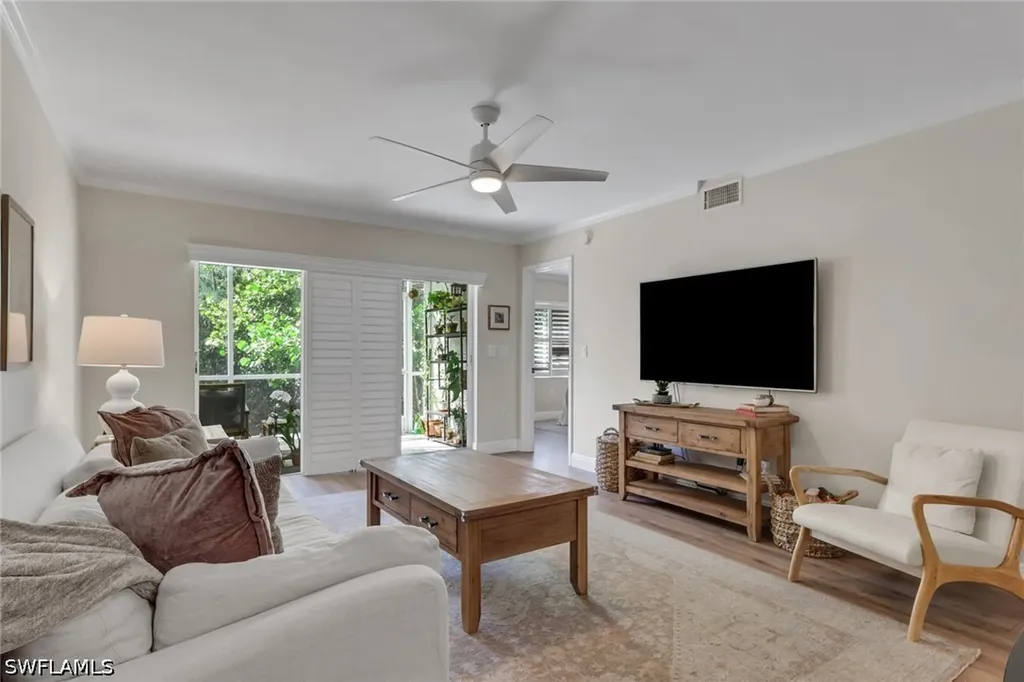 3031 Sandpiper Bay Circle Naples FL 34112