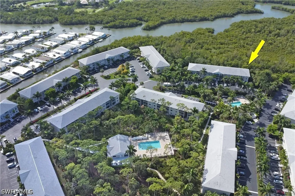 3031 Sandpiper Bay Circle Naples FL 34112