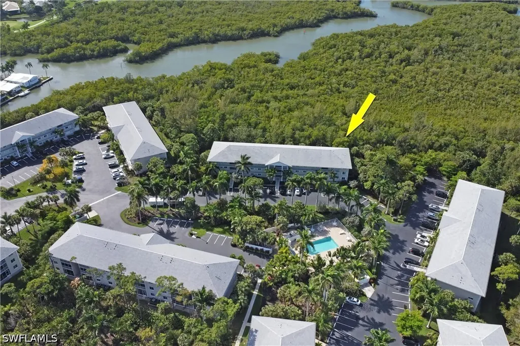 3031 Sandpiper Bay Circle Naples FL 34112