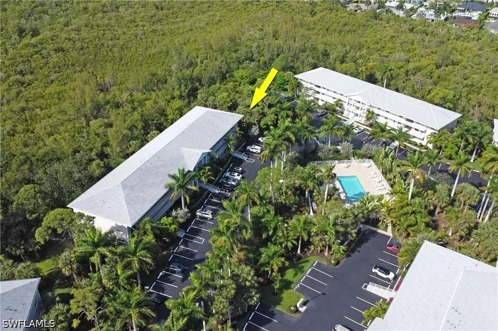 3031 Sandpiper Bay Circle Naples FL 34112