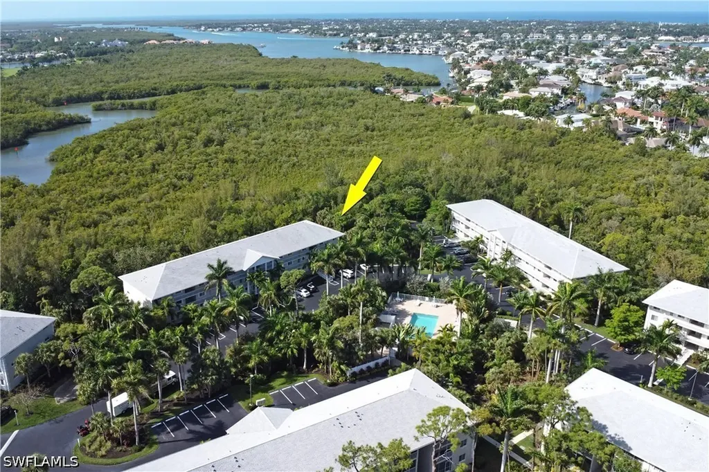 3031 Sandpiper Bay Circle Naples FL 34112