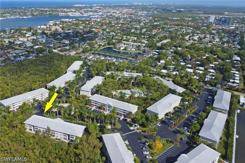 3031 Sandpiper Bay Circle Naples FL 34112