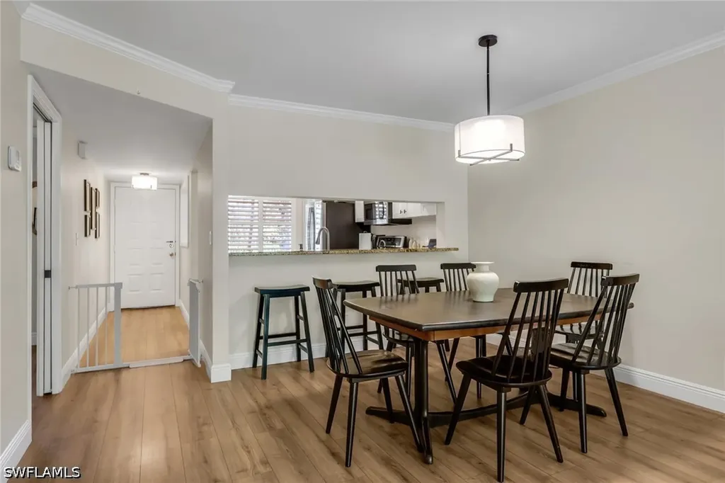 3031 Sandpiper Bay Circle Naples FL 34112