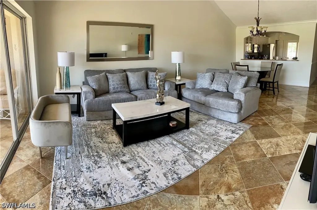 Naples FL 34104