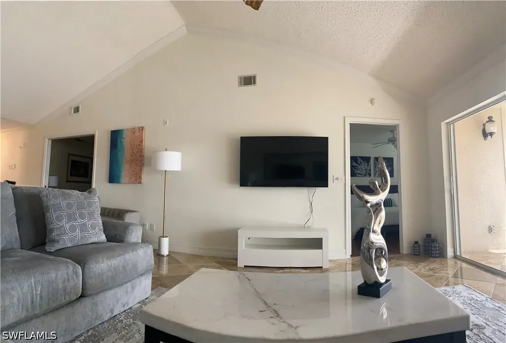 Naples FL 34104