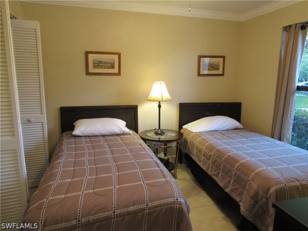 3323 Olympic Drive Naples FL 34105