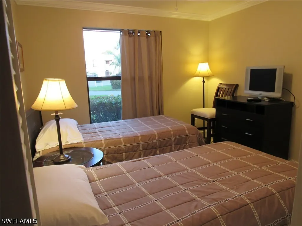 3323 Olympic Drive Naples FL 34105