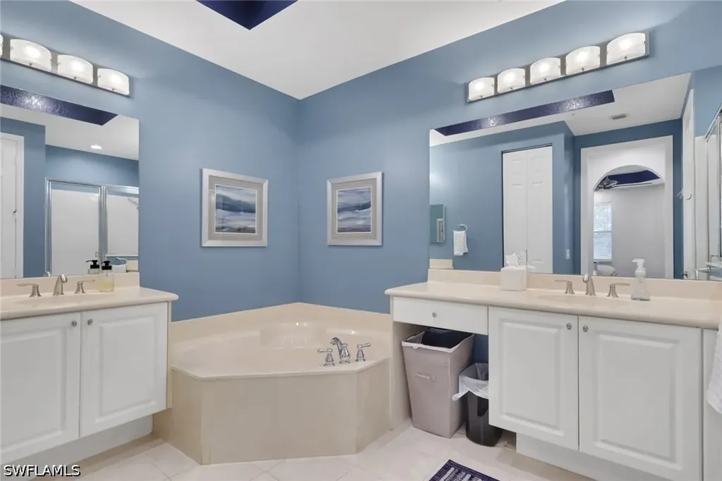 1465 Mariposa Circle Naples FL 34105