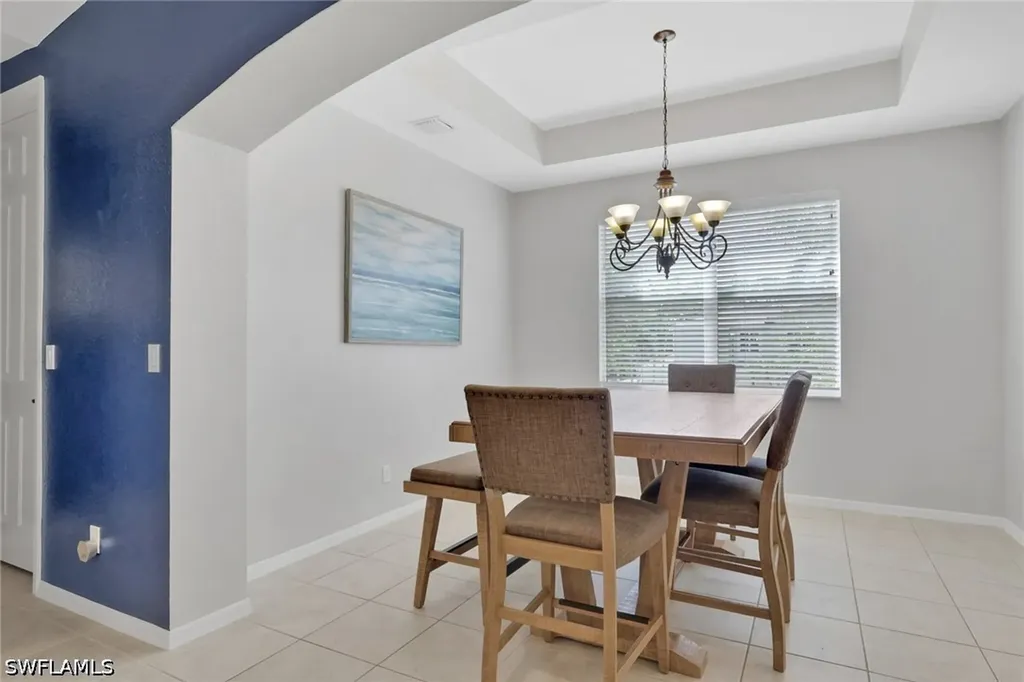 1465 Mariposa Circle Naples FL 34105