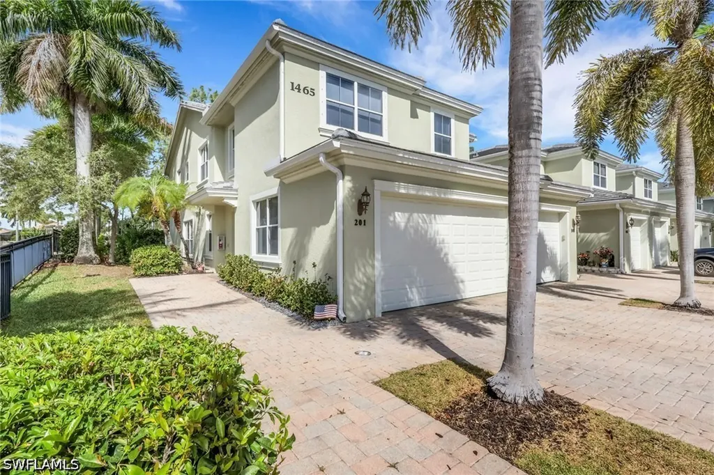1465 Mariposa Circle Naples FL 34105