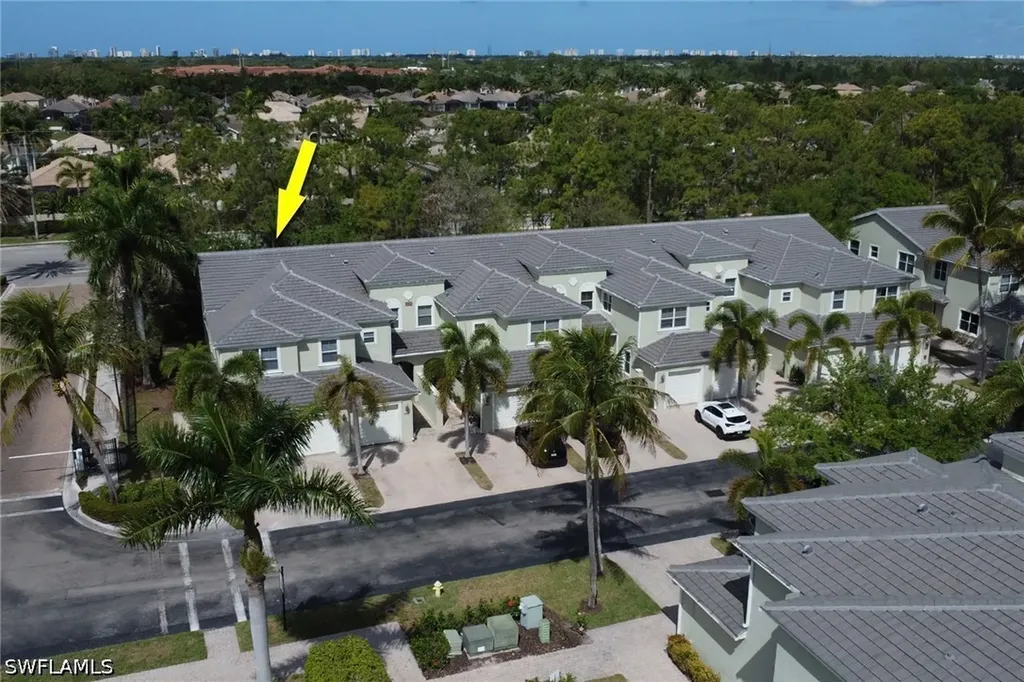 1465 Mariposa Circle Naples FL 34105