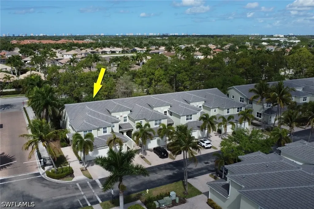 1465 Mariposa Circle Naples FL 34105