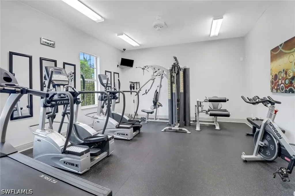 1465 Mariposa Circle Naples FL 34105