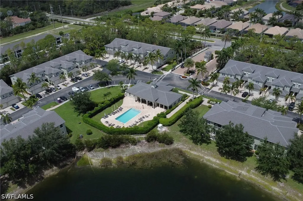 1465 Mariposa Circle Naples FL 34105