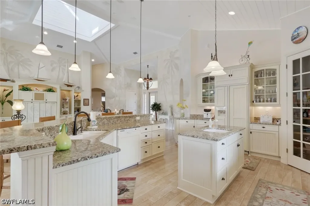 1510 Chesapeake Avenue Naples FL 34102