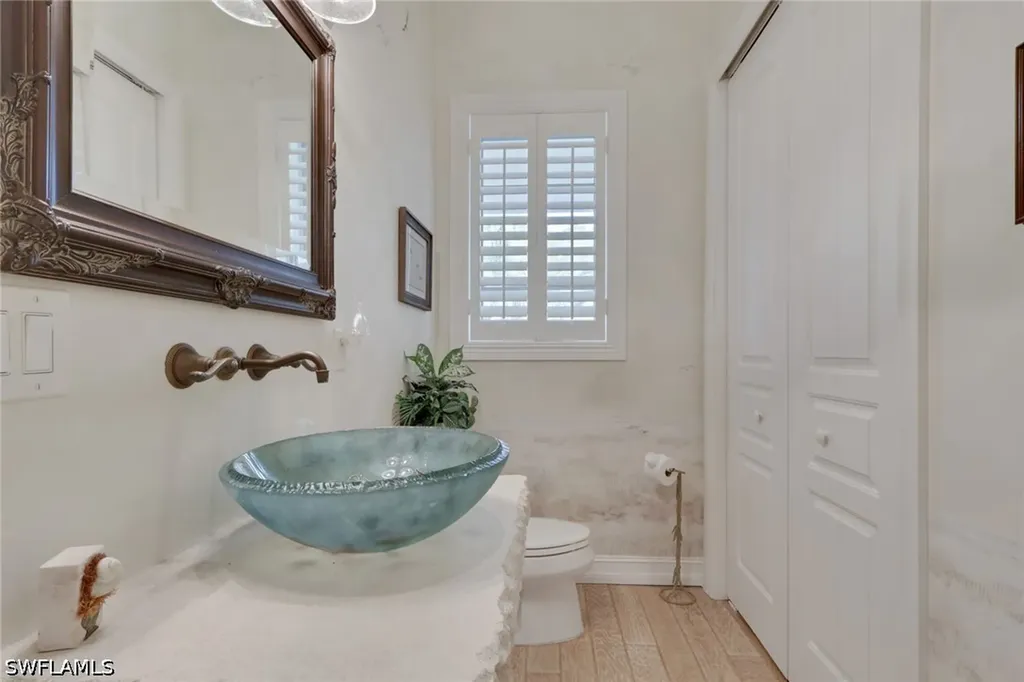 1510 Chesapeake Avenue Naples FL 34102