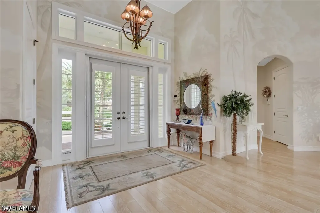 1510 Chesapeake Avenue Naples FL 34102
