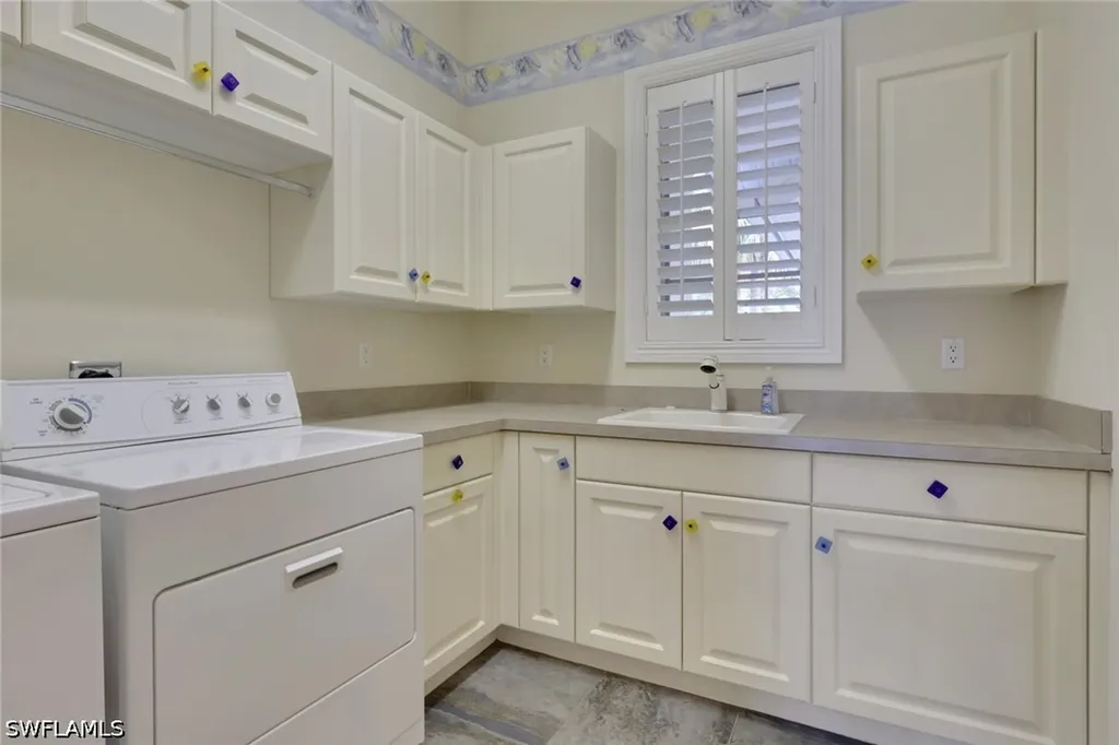 1510 Chesapeake Avenue Naples FL 34102