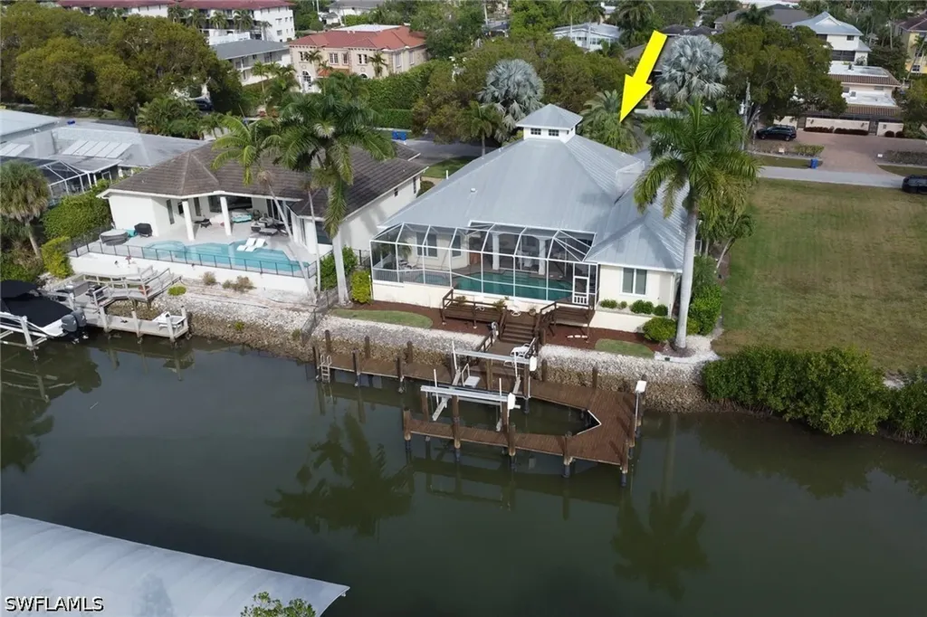 1510 Chesapeake Avenue Naples FL 34102