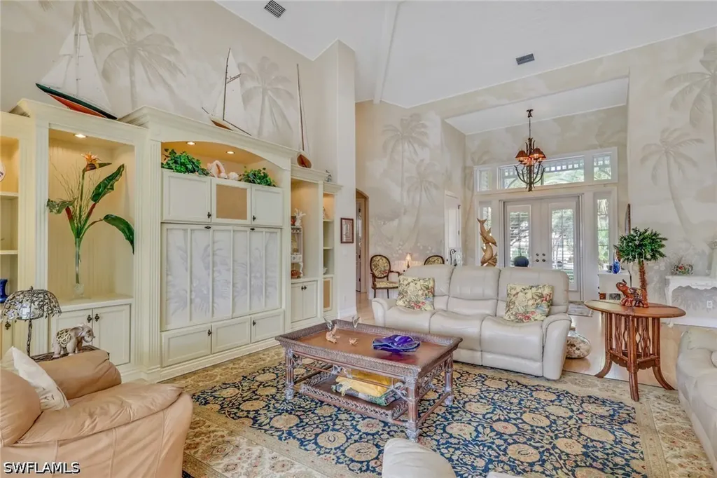 1510 Chesapeake Avenue Naples FL 34102