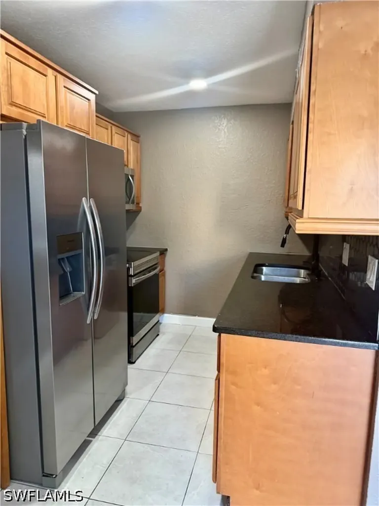 4603 Bayshore Drive Naples FL 34112
