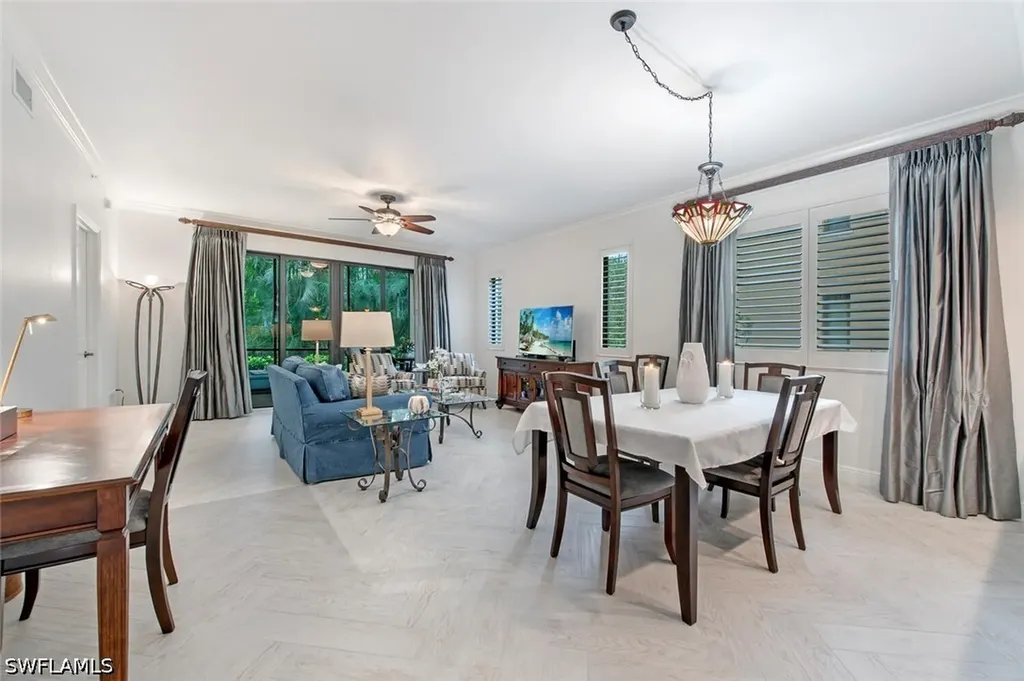 Naples FL, 1035 Sandpiper Street, Unit F-104