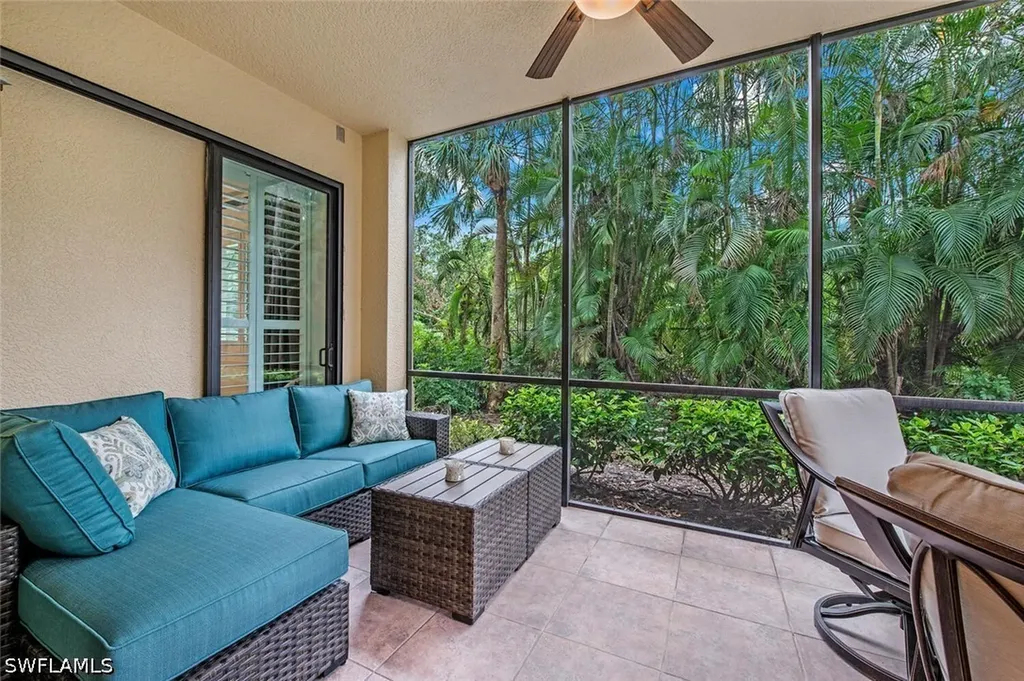 1035 Sandpiper Street Naples FL 34102