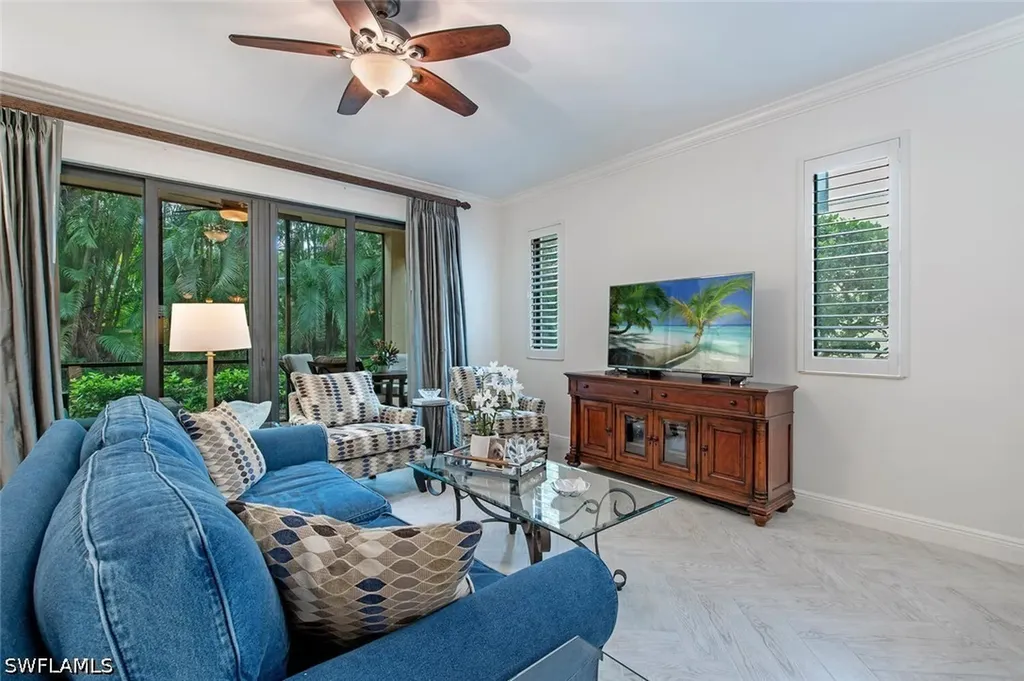1035 Sandpiper Street Naples FL 34102