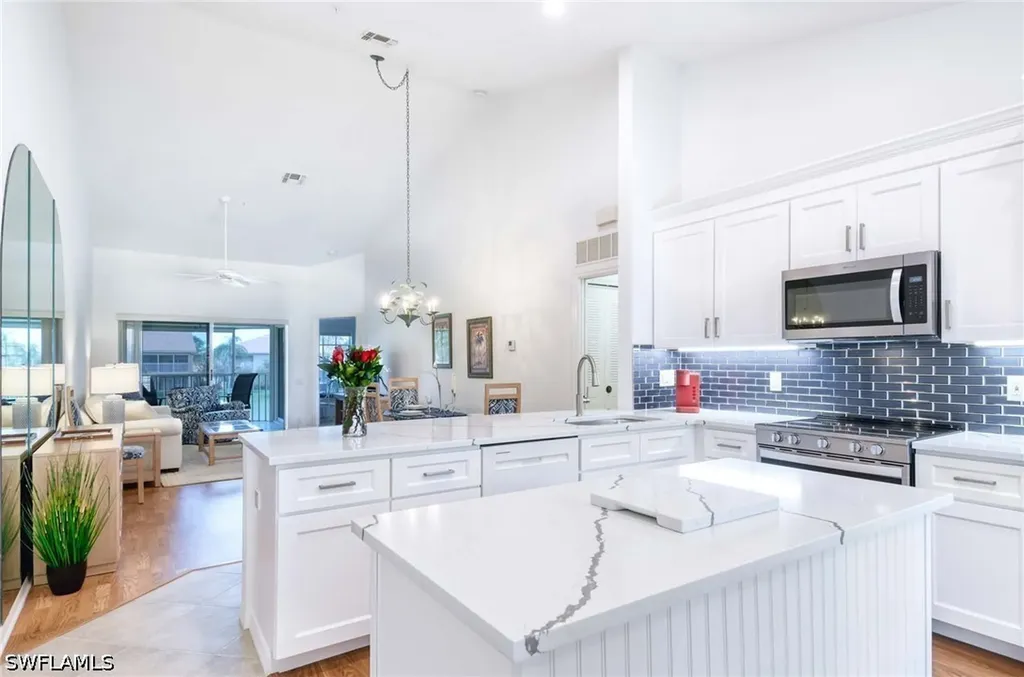 28076 Cavendish Court Bonita Springs FL 34135