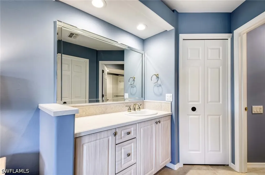 28076 Cavendish Court Bonita Springs FL 34135
