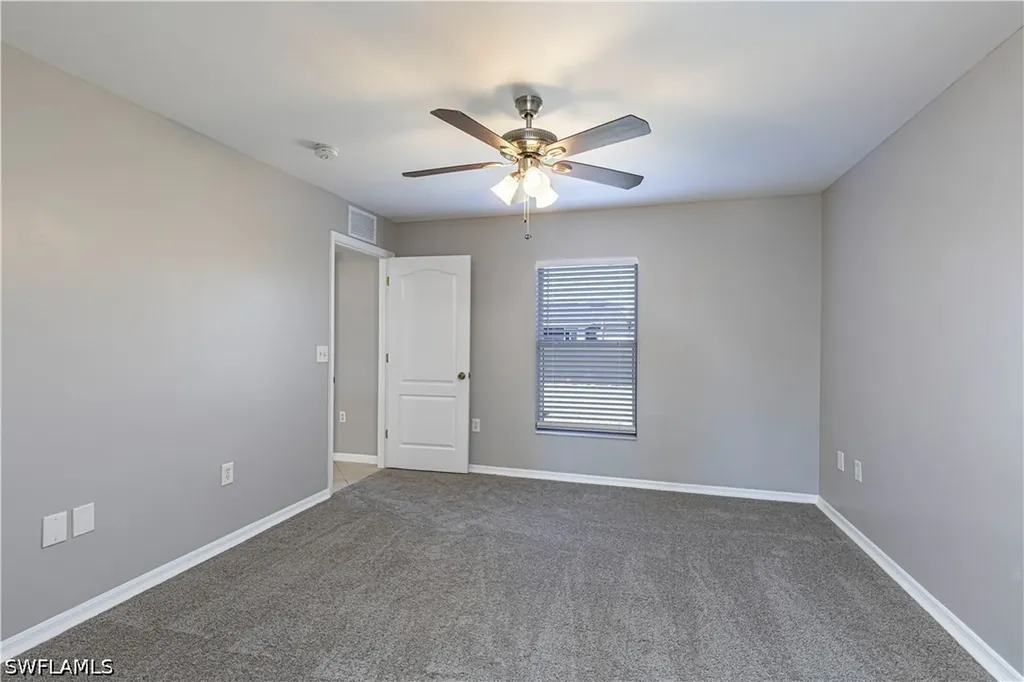 2904 NW 5th Place Cape Coral FL 33993