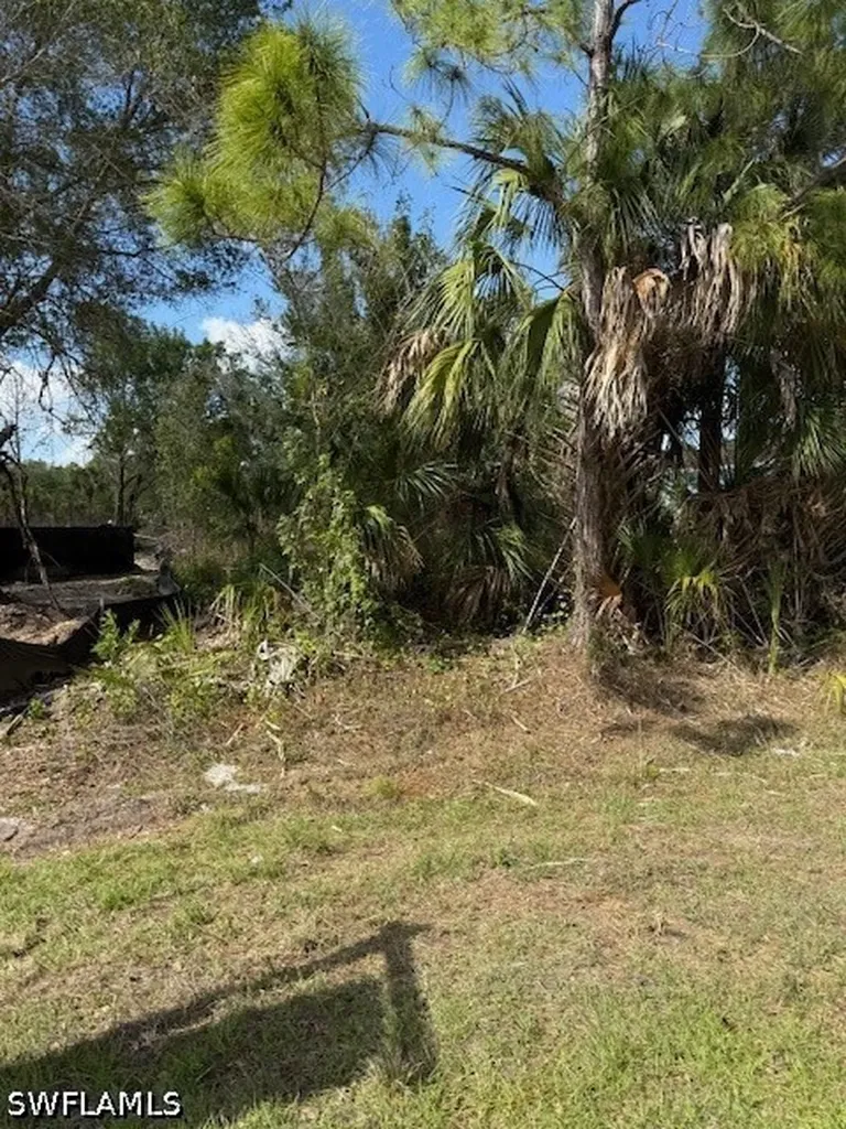 De Soto Boulevard SE Naples FL 34117