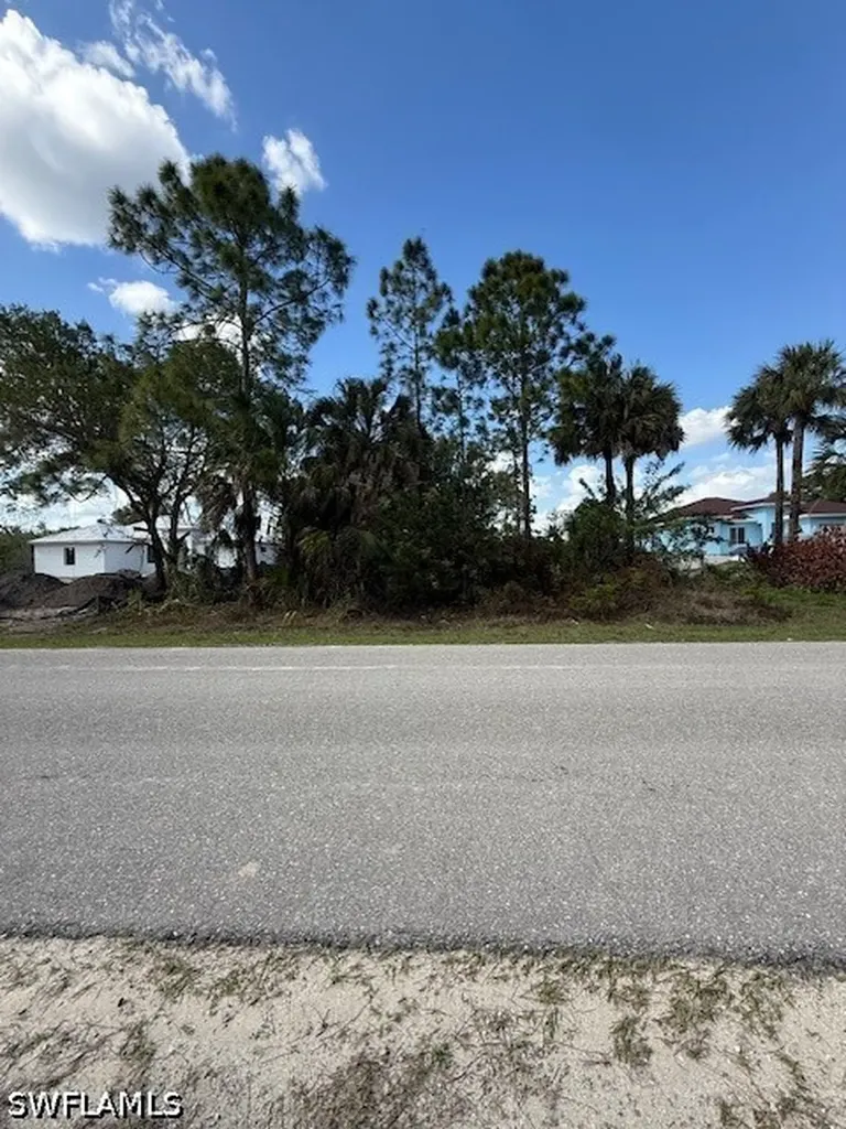 De Soto Boulevard SE Naples FL 34117
