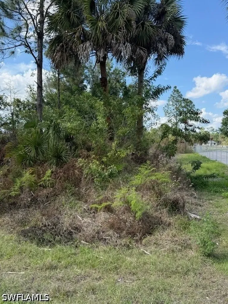 De Soto Boulevard SE Naples FL 34117
