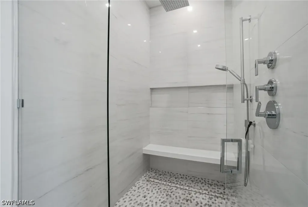 264 8th Avenue S Naples FL 34102