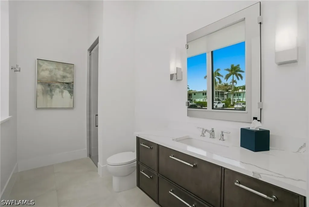 264 8th Avenue S Naples FL 34102