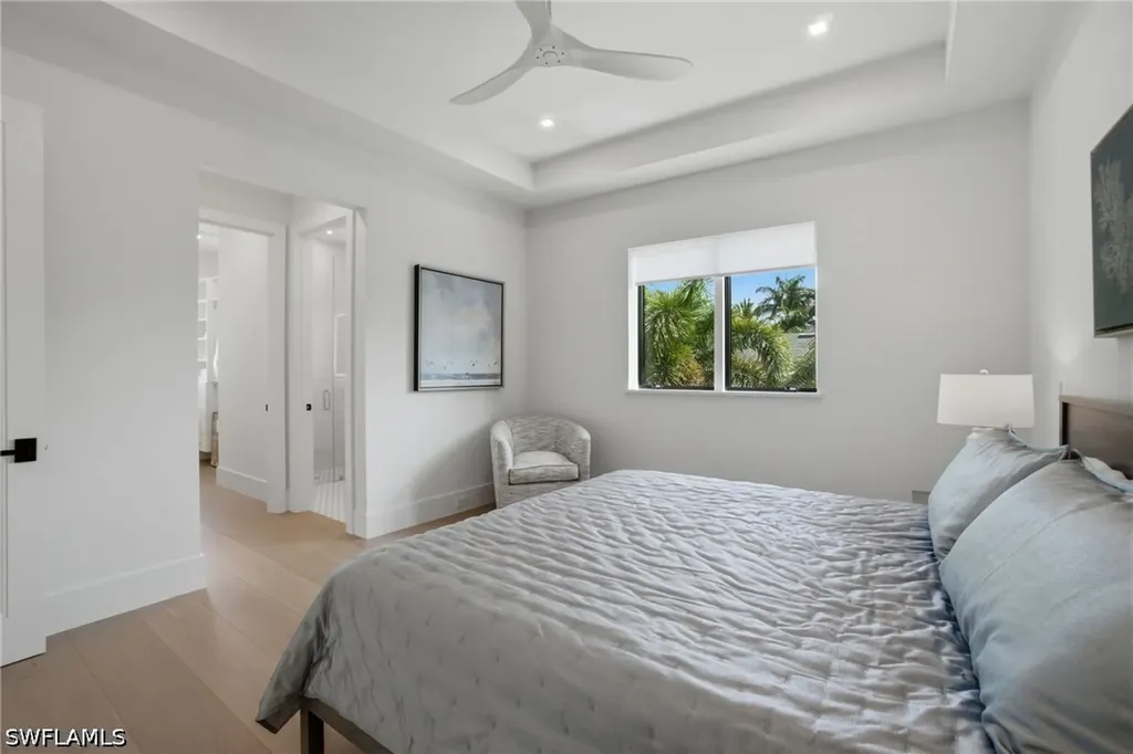 264 8th Avenue S Naples FL 34102